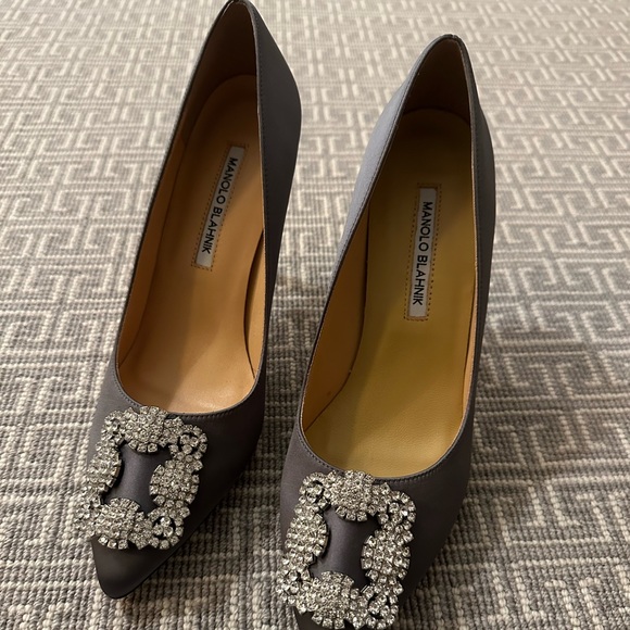 New Manolo Blahnik Hangisi Pump Satin Grey - Picture 7 of 8